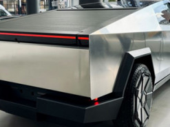 Cybertruck став справжнім виробничим кошмаром для Tesla