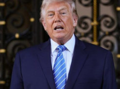 Трамп розкритикував Греммі та пригрозив судом ведучому Тревору Ноа