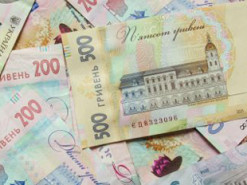 "Подзвонили з банку" і вкрали гроші: на Буковині шахраї пограбували рахунки людей