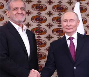 "Має ще вдосталь міці": РФ постачає Тегерану ракети у війні проти США — Bloomberg