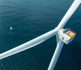 Трамп зупинив будівництво дороговартісної морської вітрової електростанції у США: проєкт був майже завершений