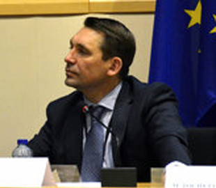 Украина хочет включить в диалог с ЕС вопрос киберсанкций, - Точицкий