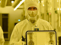 США и ЕС нужно вложить $300 млрд. в микропроцессоры, чтобы догнать TSMC