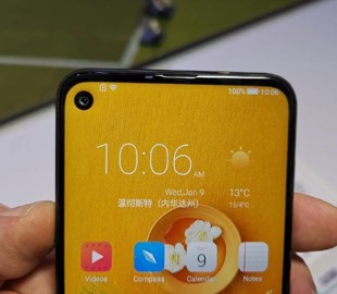 Представлен еще один смартфон с отверстием в экране