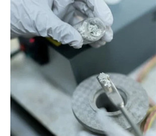 Супершвидка зарядка. Нові аноди батарей витримують понад 2500 циклів без втрати потужності