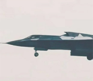 У мережі показали, як китайський J-36 збиває цілі лазерною зброєю