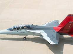 Пентагон представив бойовий літак Т-7А Red Hawk, що може замінити F-16