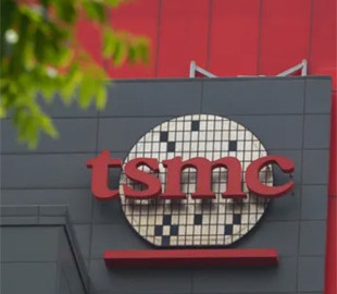 Трамп пригрозив TSMC податком у 100%, якщо компанія не збудує заводи у США