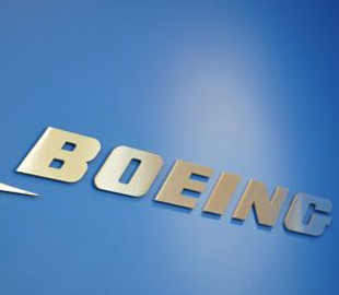 Boeing вимушений затримати постачання десятків літаків через черговий дефект