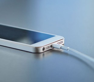 Графеновый аккумулятор зарядит смартфон за 5 минут