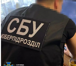 У Житомирі викрили ботоферму, яку Росія використовувала для поширення фейків про Україну, — СБУ