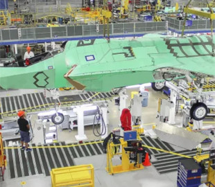 У Нокіа робитимуть літаки: Фінляндія схвалила будівництво заводу зі складання F-35