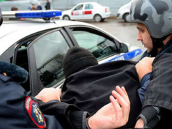 В России преследуют и сажают оппозиционеров по статье о фейках