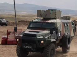 Війська США та Вірменії під час спільних навчань використовують бронетранспортер Bastion