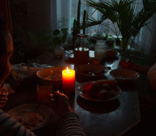 Чому свічки швидко згоряють і як це виправити: усі корисні лайфхаки