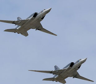 Росія розширює авіазавод у Казані: супутникові знімки показали нові ангари