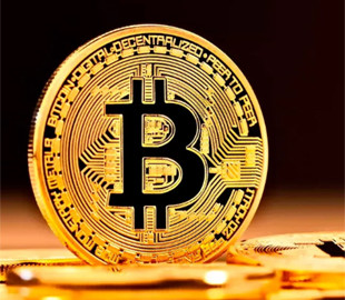 Фейковий співробітник служби підтримки виманив у чоловіка 783 біткоїни