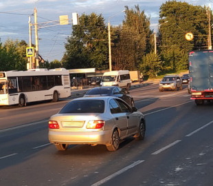 Експерт розповів, коли небезпечний адаптивний круїз-контроль