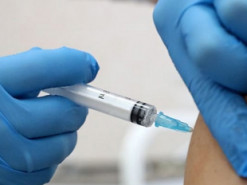 Вакцинированные бустерной дозой получат новые COVID-сертификаты