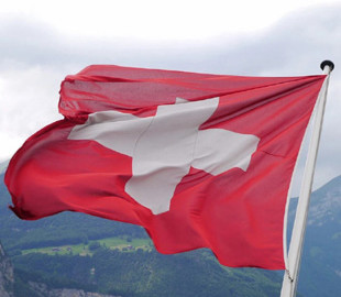 У Швейцарії банки почали закривати рахунки росіян