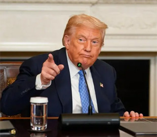 Трамп закликав Microsoft звільнити топ-посадовицю через її роботу в команді Байдена