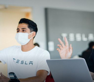 Сокращения штата Tesla на 10% не коснутся производственного персонала