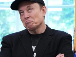 Маск назвав політичною атакою обшуки в офісі X у Парижі