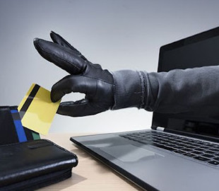 Інтернет-шахраї видурили у трьох українців 86 тисяч гривень