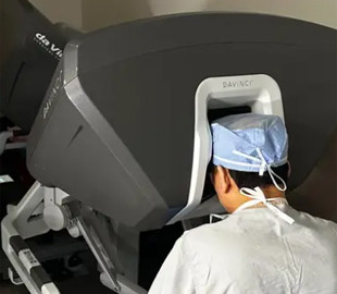 У США вперше в історії робот успішно провів повну пересадку серця