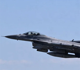 Румунські F-16 знищили морський безпілотник біля Констанци