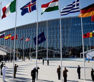 Офіційний твіттер Командування союзників НАТО опублікував пост українською