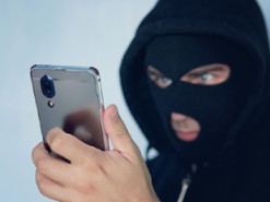Три дзвінки і жителі Тернопільщини втратили 45 000 гривень за день: як “заробляли” шахраї