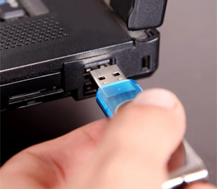 Названо більш надійні альтернативи USB-флешкам для тривалого зберігання даних
