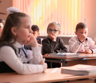 Киевские школьники и студенты с понедельника будут учиться очно