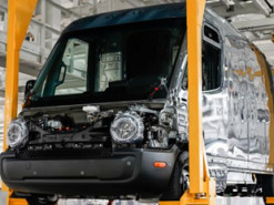 Компания Ford отказалась от совместной разработки электромобилей с Rivian