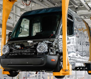 Компания Ford отказалась от совместной разработки электромобилей с Rivian