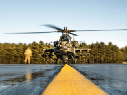 9 годин замість 1 року: Boeing почав друкувати запчастини для ударних гелікоптерів Apache