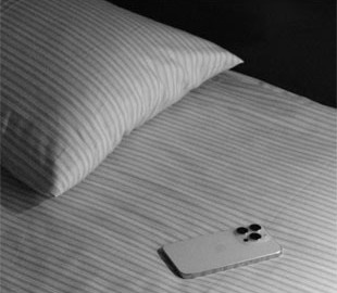 5 шкідливих місць для смартфона, які всі вважають безпечними