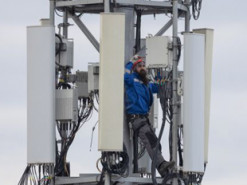 Резерв на 10 годин. Чи готові мобільні оператори до “блекаутів” та чи буде звʼязок