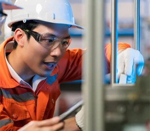 Китай створив роботизовану руку для термоядерних станцій