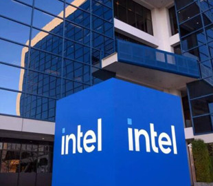 Intel показала чіпи майбутнього зі скляною підкладкою