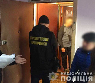 В Киевской области продавали контрафактные лекарства от коронавируса