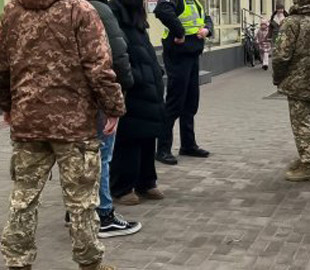 За «злив» інформації про переміщення мобілізаційних патрулів українець отримав рік умовно