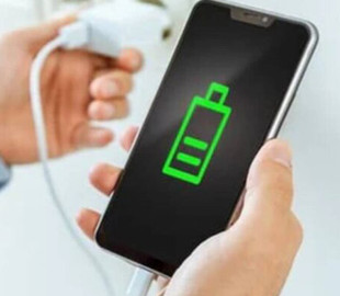 Як продовжити життя батареї смартфона: пояснення без міфів