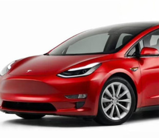 Попит на Tesla в Китаї різко падає: шанхайська фабрика орієнтується на експорт