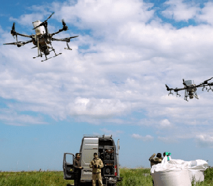 Росія розробляє систему з ШІ для управління роєм безпілотників: чим вона небезпечна