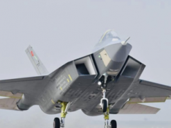 Туреччина продовжує льотні випробування винищувача власної розробки