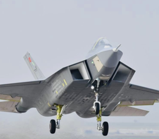 Туреччина продовжує льотні випробування винищувача власної розробки