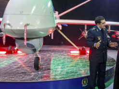 Іран представив безпілотник з робочим діапазоном 2000 км