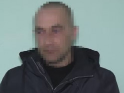 Пропонував евакуацію та звільнення з полону: на Вінниччині чоловік займався шахрайством